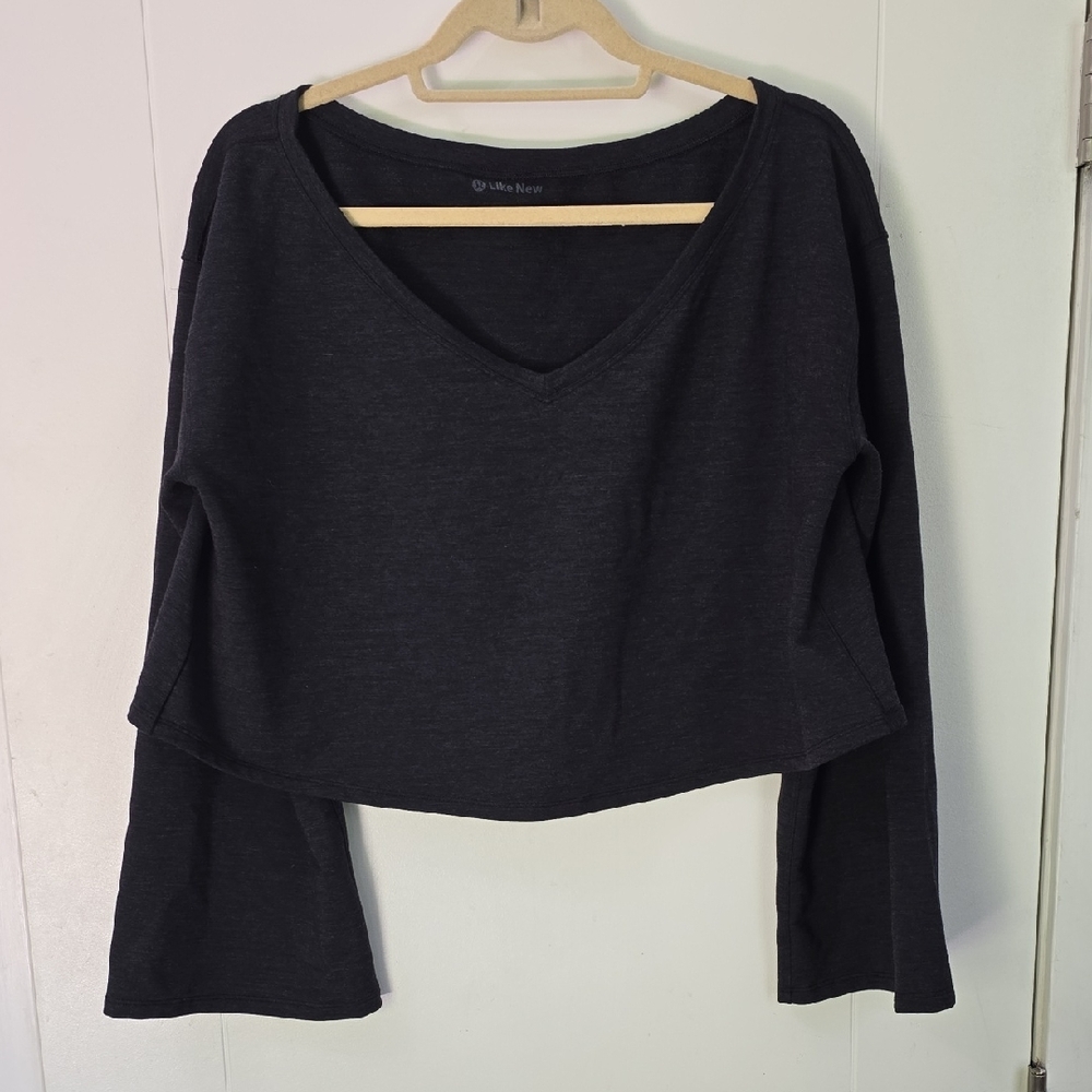 Lululemon Show Your Depth Long Sleeve Cropped Sz M/L